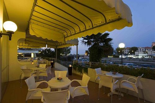 Hotel Alexander 3*